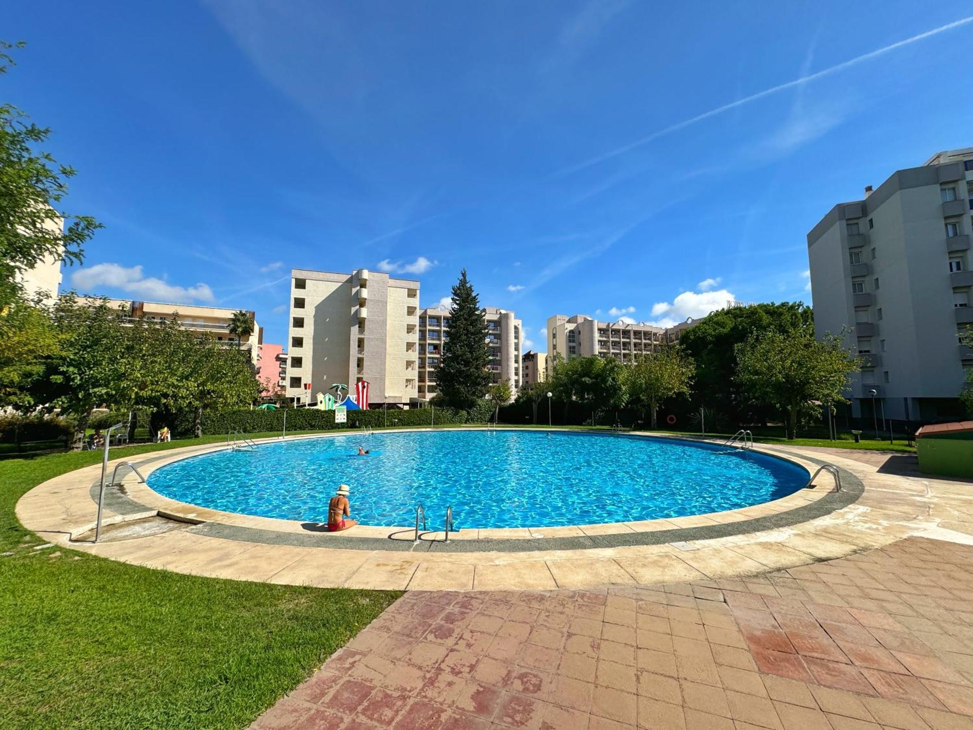 Domuum Holidays - Cordoba Apartment Салоу Екстериор снимка