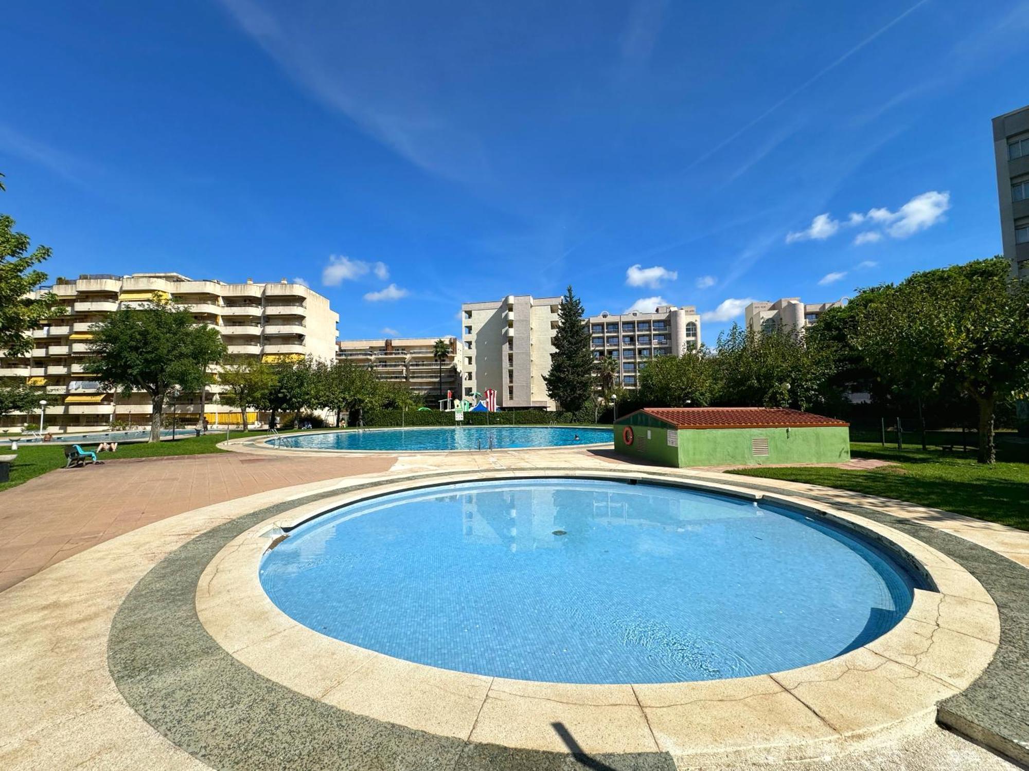Domuum Holidays - Cordoba Apartment Салоу Екстериор снимка