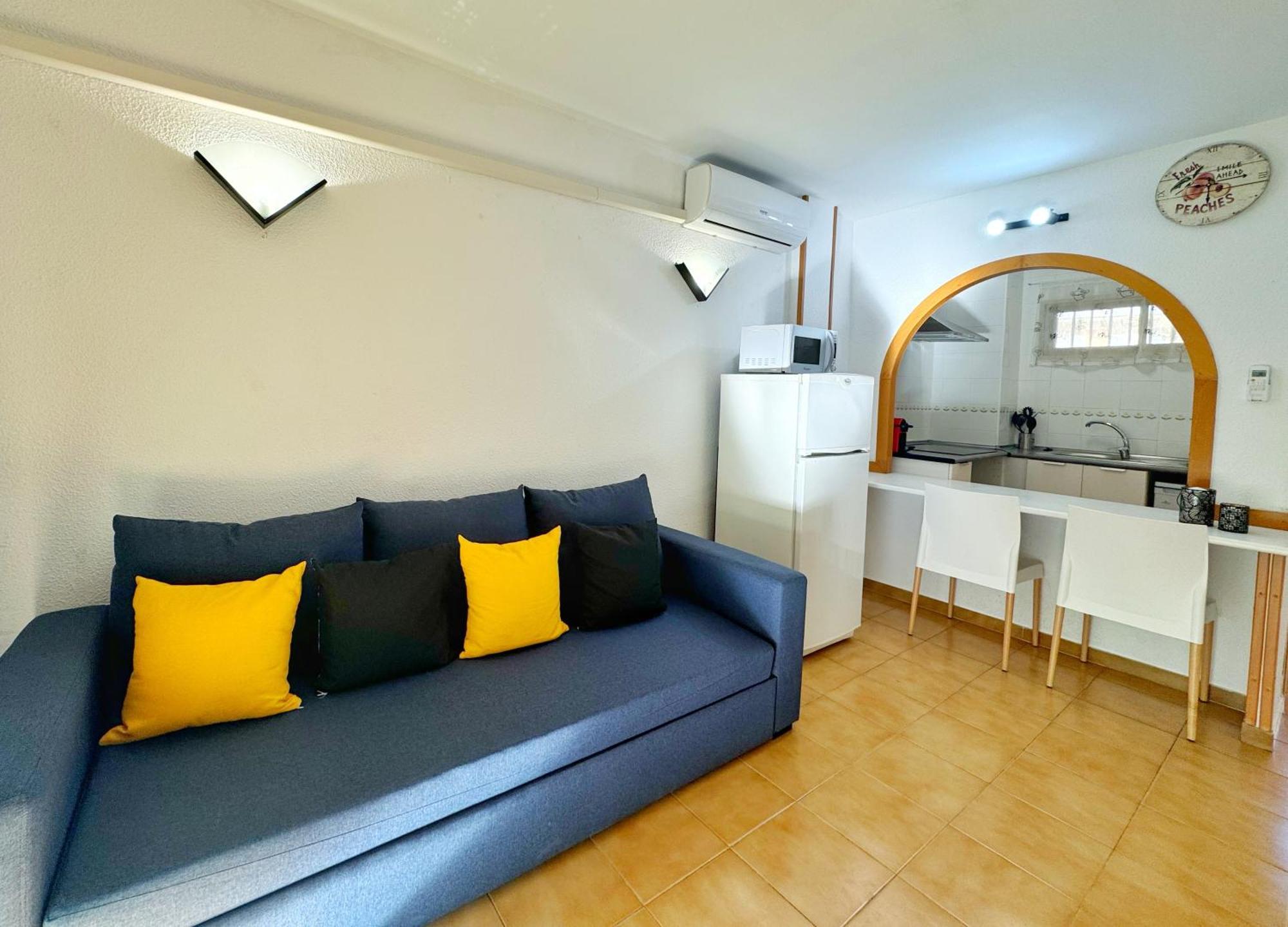 Domuum Holidays - Cordoba Apartment Салоу Екстериор снимка