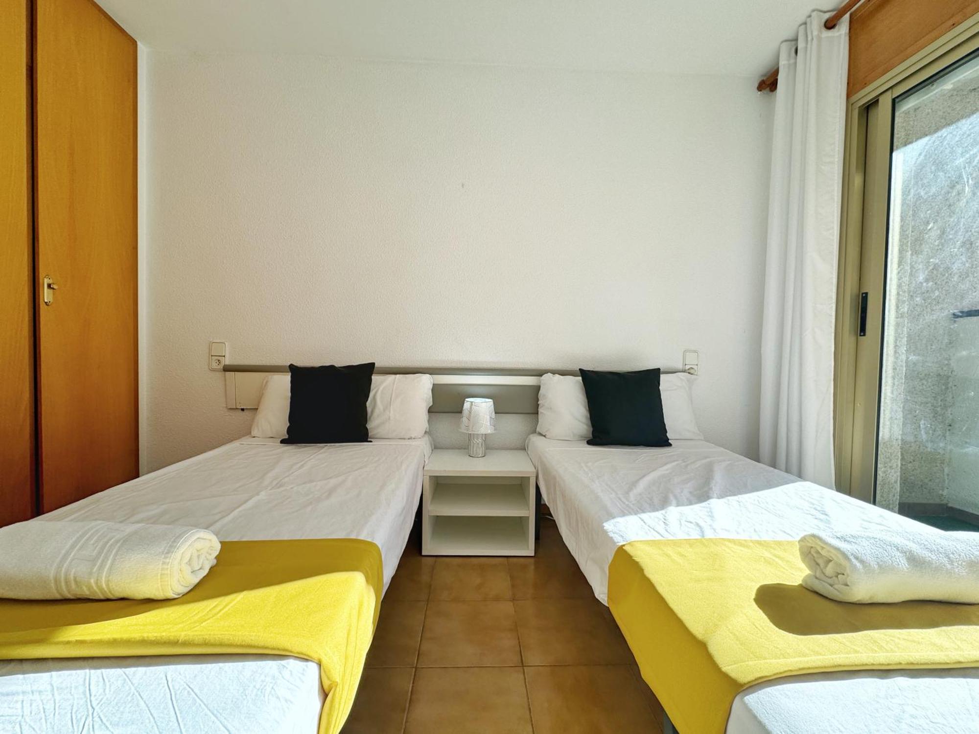 Domuum Holidays - Cordoba Apartment Салоу Екстериор снимка